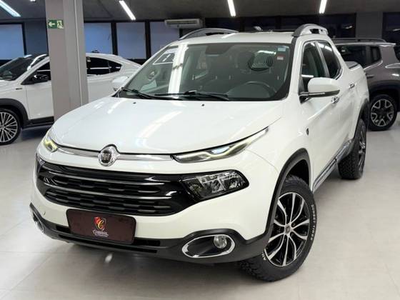 FIAT TORO 1.8 16V EVO FLEX FREEDOM AT6 FIAT TORO 1.8 16V EVO FLEX FREEDOM AT6